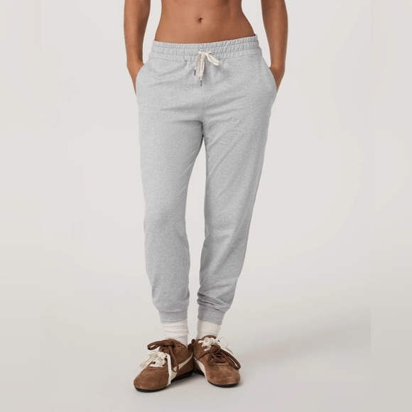 Vuori Pants - Vuori Performance Jogger Pale Grey Heather size large